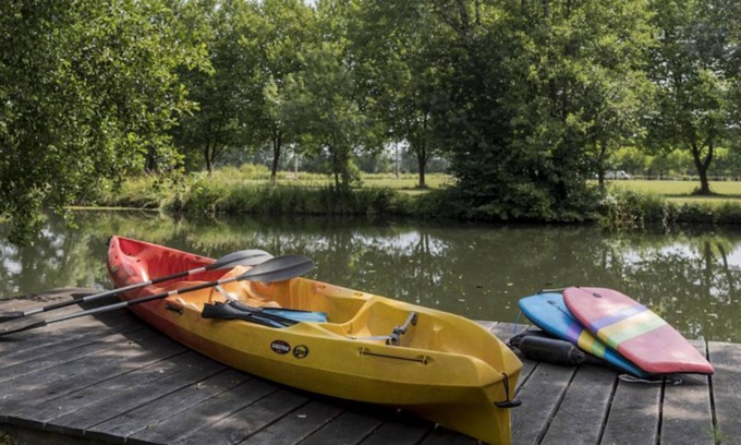 Bonnes Casa | Two family houses by a river plus a private pool