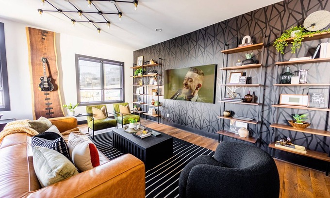 Edgehill Casa | Two Lavish Gulch Homes - Mins to Broadway