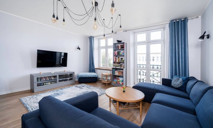Lodz Apartamento | Two Levels Spacious Apt - 116m², Four Bedrooms - by Rentujemy
