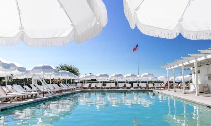 Cape May Hotel | Historic Renovated Accommodation near Cape May Lighthouse – 15 Min Drive