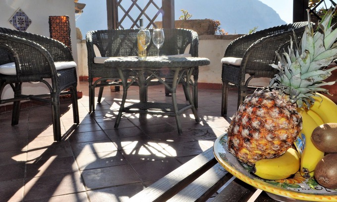 Castelluzzo Villa | Apartamento de dos habitaciones rodeado de vegetación, vista al mar, wi-fi gratuito.