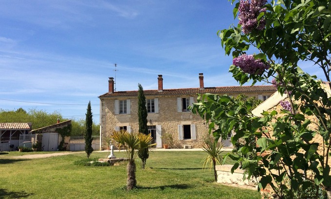 Illats Casa | Dos al sur de Burdeos Alojamiento y desayuno en el tranquilo y verde