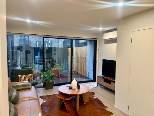 Christchurch City Centre Apartamento | Two Units - 4 Bedrooms - 4 Bathrooms