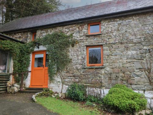 Llanybydder Casa | Ty Ceffylau