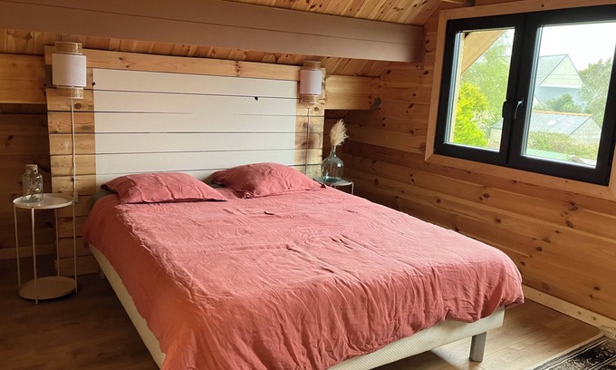 Plougrescant Chalet De Esquí | TY COZ PENN AR BED wooden house on the Plougrescant peninsula