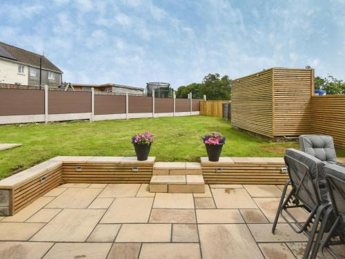Margam Casa | Ty Drws Nesaf