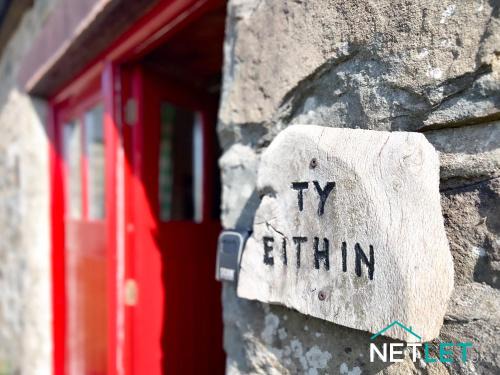 St Brides Casa | Ty Eithin - Rustic Cottage in St Davids