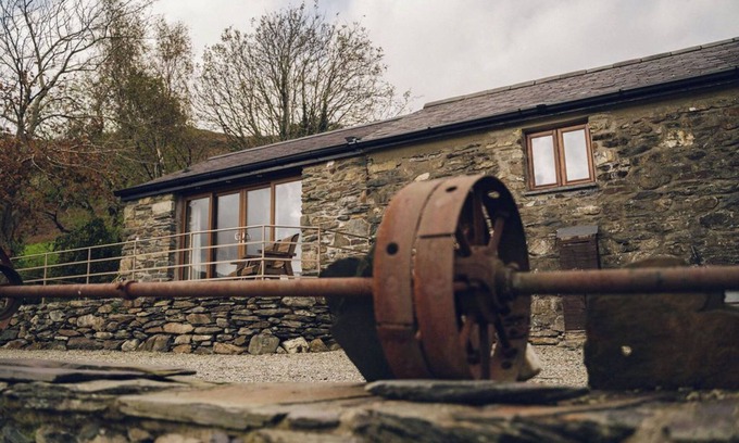 Beddgelert Cabaña | Cosy Underfloor Heated 17th Century Renovated Mill with Stunning Views