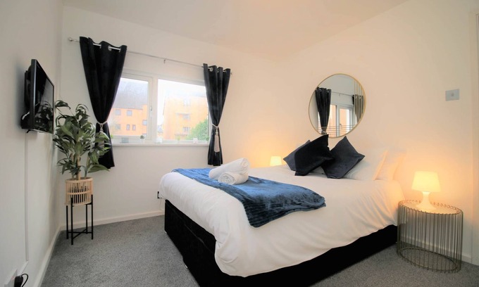 Plasnewydd Casa | Ty Glas Mews (2 beds)
