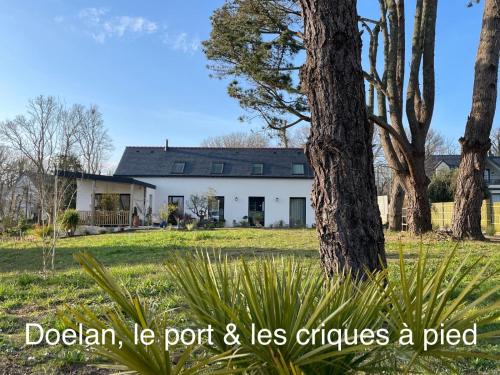 Clohars-Carnoet Cama Y Desayuno | Ty Glazu Doelan espace 60m2, Port& criques à pied, 2 chambres privées au 1er étage, SDB, WC séparé