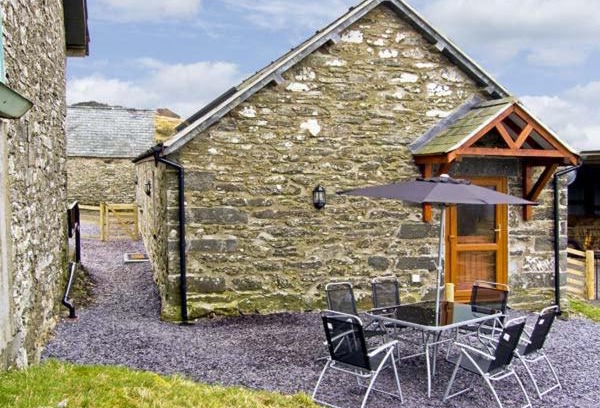 Capel Garmon Casa | Ty Isaf Penrhyddion