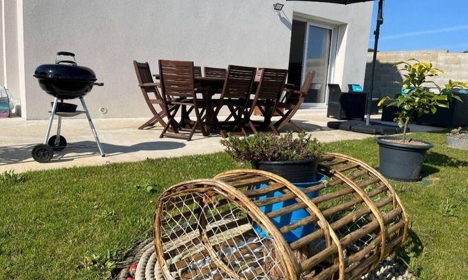 Crozon Casa | Ty laouen New house for 8 persons quiet enclosed garden terrace