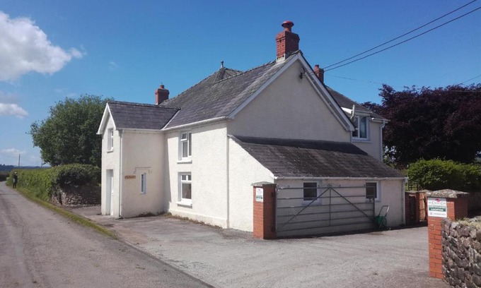 Llangadog Cama Y Desayuno | Ty Newydd