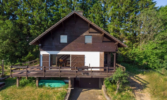 Ovifat Casa | Typical Ardennes Chalet With hot tub
