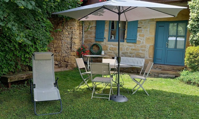 Coubisou Casa | Casa típica, independiente y tranquila en el norte de Aveyron