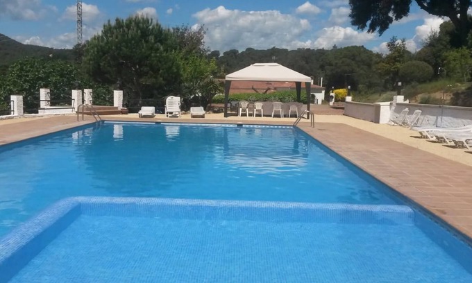 Palafolls Cabaña | Típica Masía Catalana. Entrada COSTA BRAVA con piscina privada, jardín y BBQ