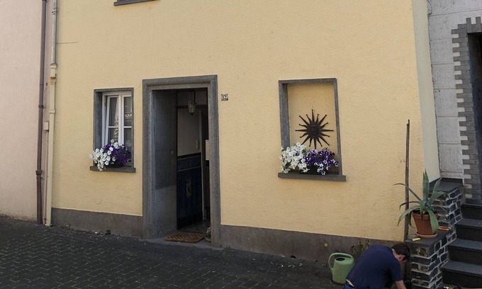 Zeltingen-Rachtig Casa | Typical Moselle winegrower's house with modern charm and free public transport ticket