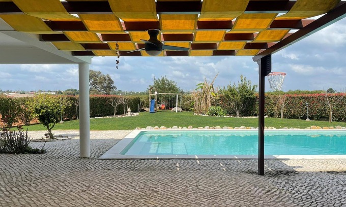 Quinta da Ria Casa | Casa típica del Algarve con piscina privada (CasaAndorinha)