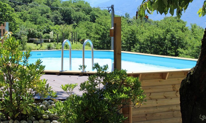 Sorico Casa | rustico típico con jardín y maravillosa vista del lago de Como y piscina