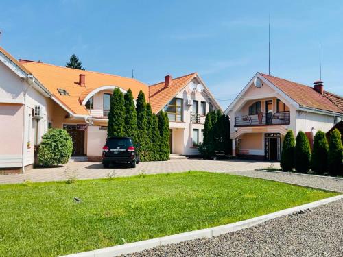 Uzhhorod Hotel | U Anity