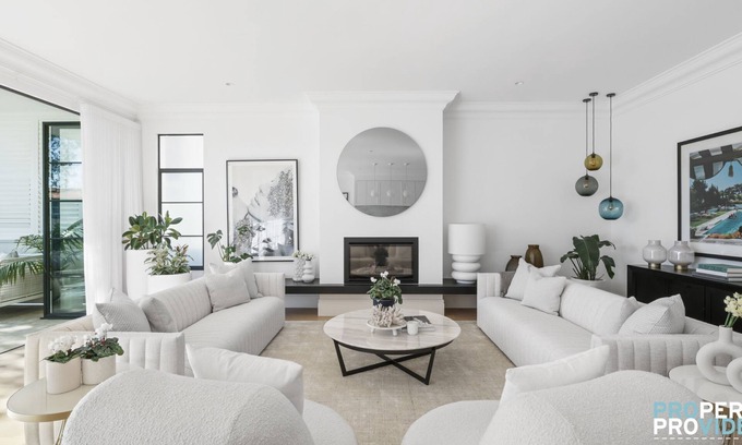 Mosman Casa | Uber Luxury 4 Bed Home with Pool in Mosman