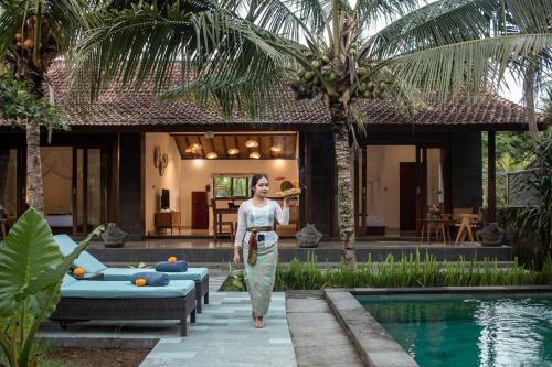 Kutuh Kaja Casa | Ubud Warmth n Family feel Villa
