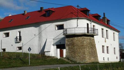 Bouzov Casa | Ubytování na tvrzi