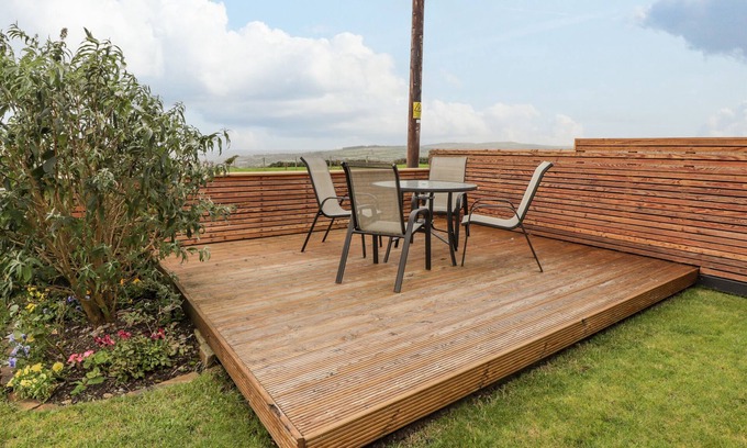 Llanfyrnach Cabaña | UCHELDIR, pet friendly, country holiday cottage in Llanfyrnach