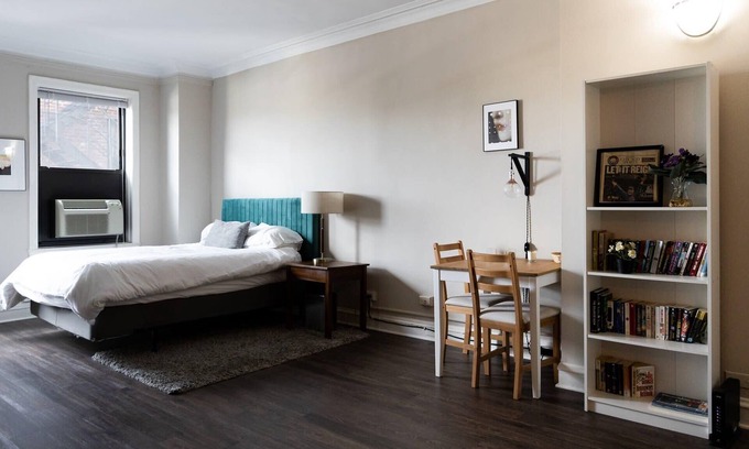 East Hyde Park Apartamento | UChicago, Lago, Museo de la Ciencia | Gimnasio + W&D | Zencity