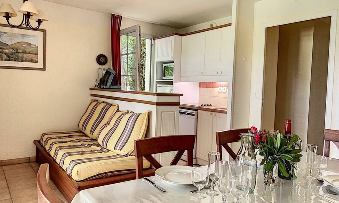 Uhart-Cize Apartamento | UHART-CIZE, T2 + cabina en residencia con piscina