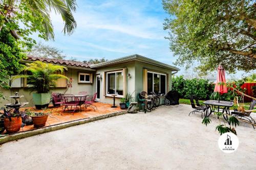 Highland Garden Apartamento | Uhost AI - Updated 1B1B Hideaway - Sleeps 3