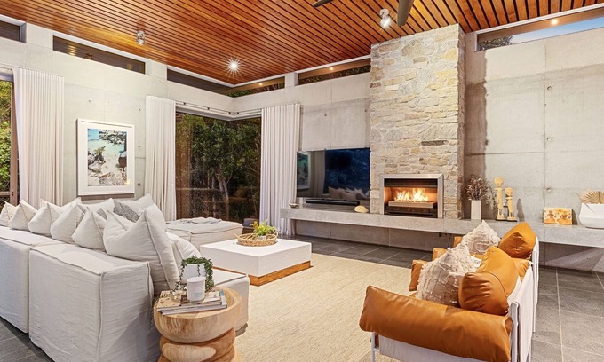 Kingscliff Casa | Ultimate Beachfront Escape with Pool