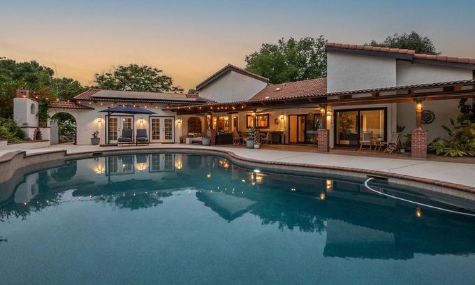 Kit Carson Casa | Ultimate Escape: GameRoom, EV Charger, Pool & Spa