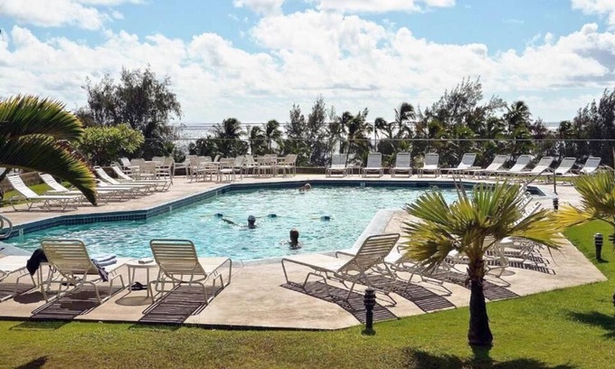 Nawiliwili Apartamento | Ultimate Kauai Getaway | Two Spacious Condo Perfect for Family Stay w/ Kitchen