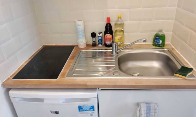 Boulogne-sur-Gesse Apartamento | Ultra-center 2-room apartment