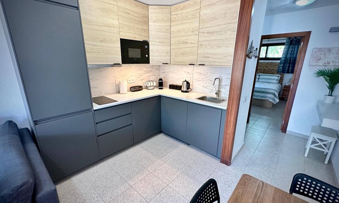Caleta de Fuste Apartamento | Apartamento ultra chic con piscina, WiFi y todas las comodidades modernas