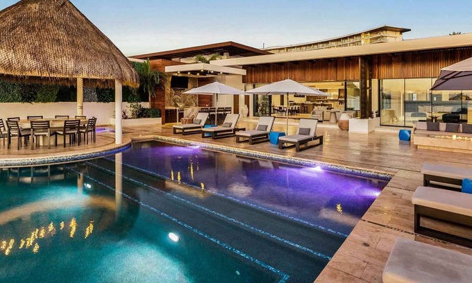 San Jose del Cabo Villa | Villa ultra exclusiva frente a la playa con piscina infinita y bañera de hidromasaje. A solo pasos de la arena