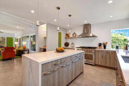 Deep Well Ranch Casa | Ultra-Luxury- Resort Style Private Compound-Close to Everything- 3BD/2.5BA