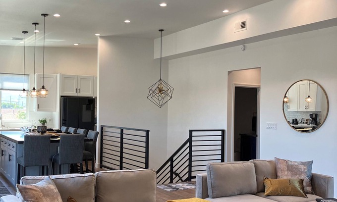 NoHo Arts District Casa | Ultra Modern House near Universal Studios, Burbank Studios, Hollywood Bowl