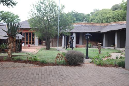 Bronkhorstspruit Cabina | Umnotho We Afrika House