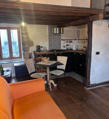 Sacrofano Apartamento | Un Incanto Chic nel Borgo