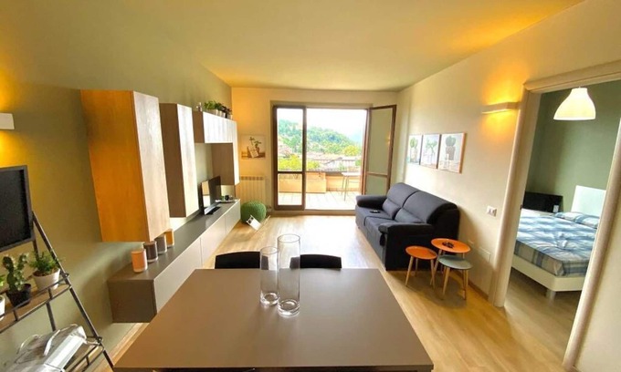 Brezzo di Bedero Apartamento | "Una finestra sul mondo". Stunning location and a perfect, cozy stay.