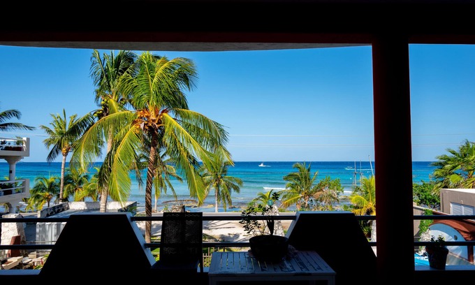 Cozumel Villa | 138US / Night Cozumel Ocean Front 2 habitaciones Villa frente a la playa frente al mar Beachfro