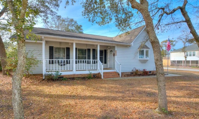 Tranquil Harbour Casa | Uncle Billy's Hideaway / Water Way Views and More!