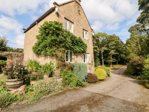 Hoylandswaine Casa | Underbank Hall Cottage