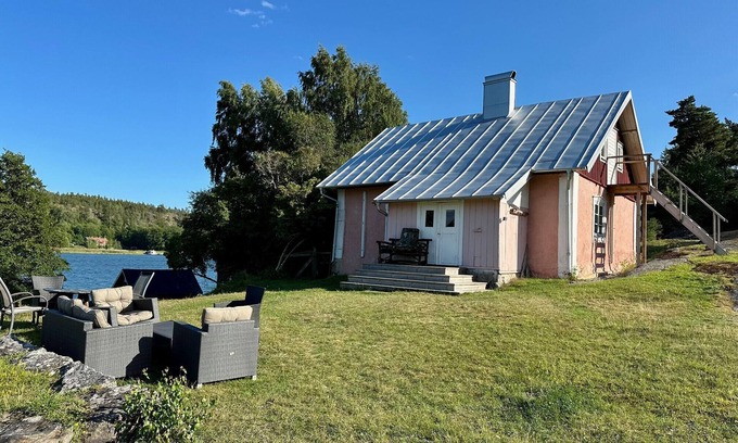 Sorunda Casa | Unique and simple accommodation in the Stockholm archipelago on a peninsula next to Sorunda.