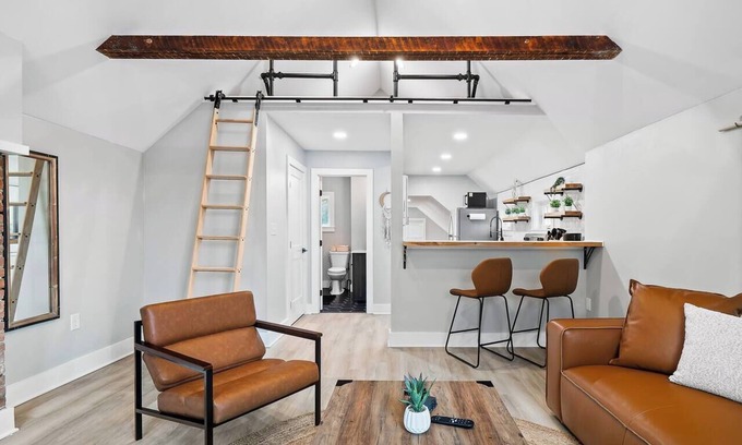 Detroit - Shoreway Apartamento | Unique BOHO Ohio City Loft Apt