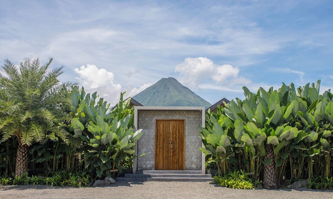 La Fortuna Villa | Suwa Villa Arenal | Amazing location in La Fortuna
