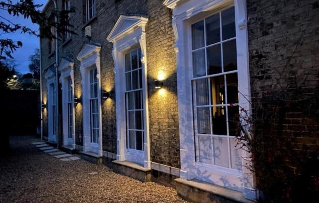 Norwich Apartamento | Unique Georgian Splendour at The Old Ballroom sleeps 2 with sofabed 4 add The Studio at extra cost to sleep 2 more