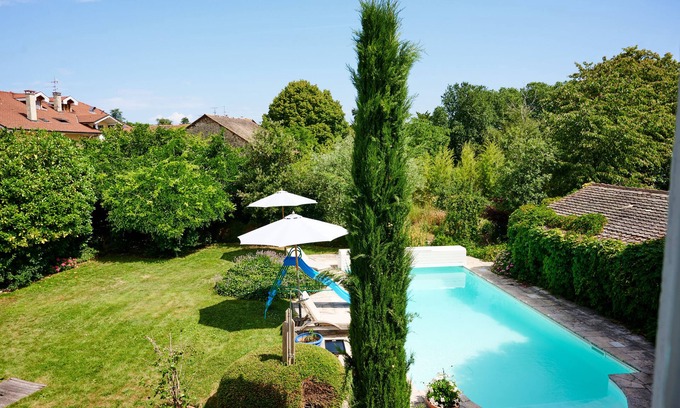 Veigy-Foncenex Casa | Unique house in Veigy with swimming pool, photo studio 2min from Geneva
